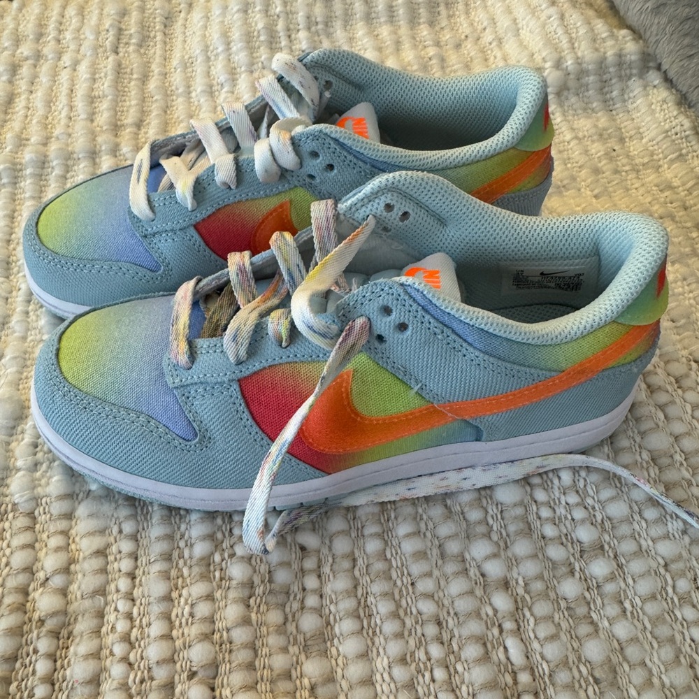 Nike Dunk low BP Kids Multicolor Gradient Sneakers glacier blue total orange